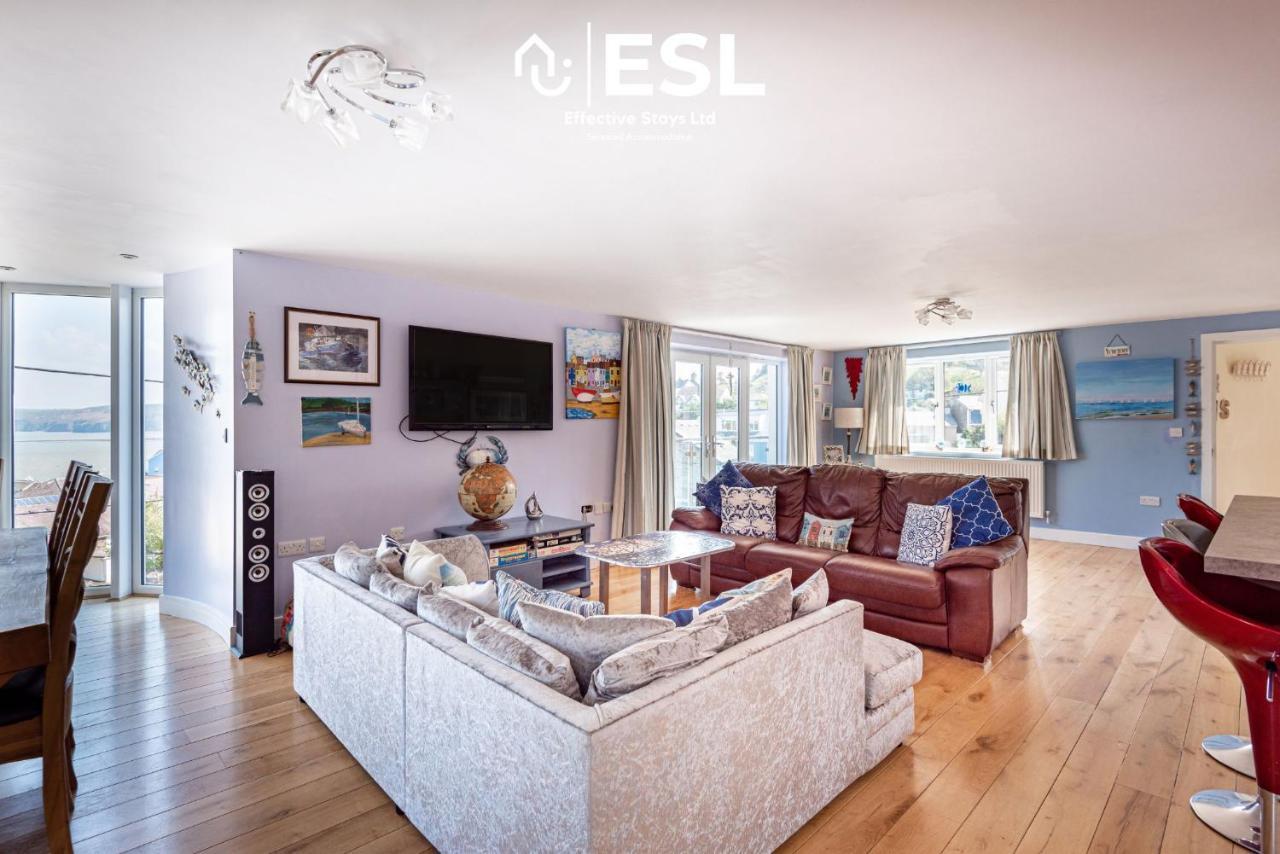 Beautiful En Suite 5 Bedroom Home With Sea Views New Quay  Eksteriør bilde